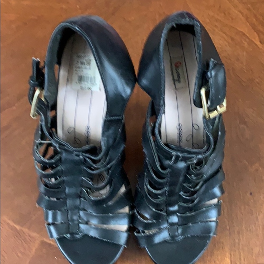 Shoe’s